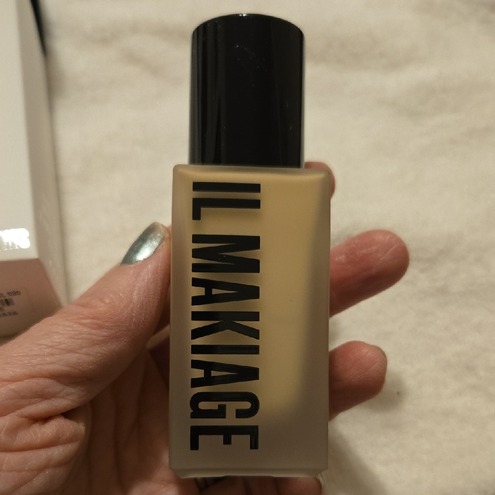 IL MAKIAGE Foundation - Tan Elegance